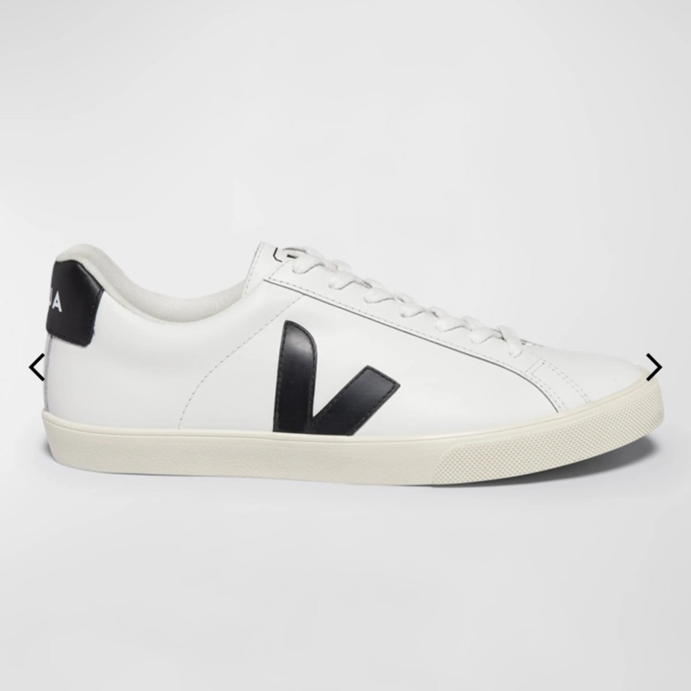 Veja Esplar White Sneakers with Black Accents